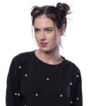 things to keep in mind while gifting a dress