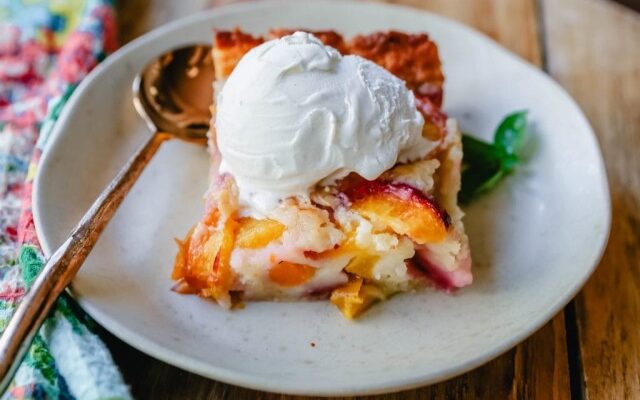 peach cobbler cake